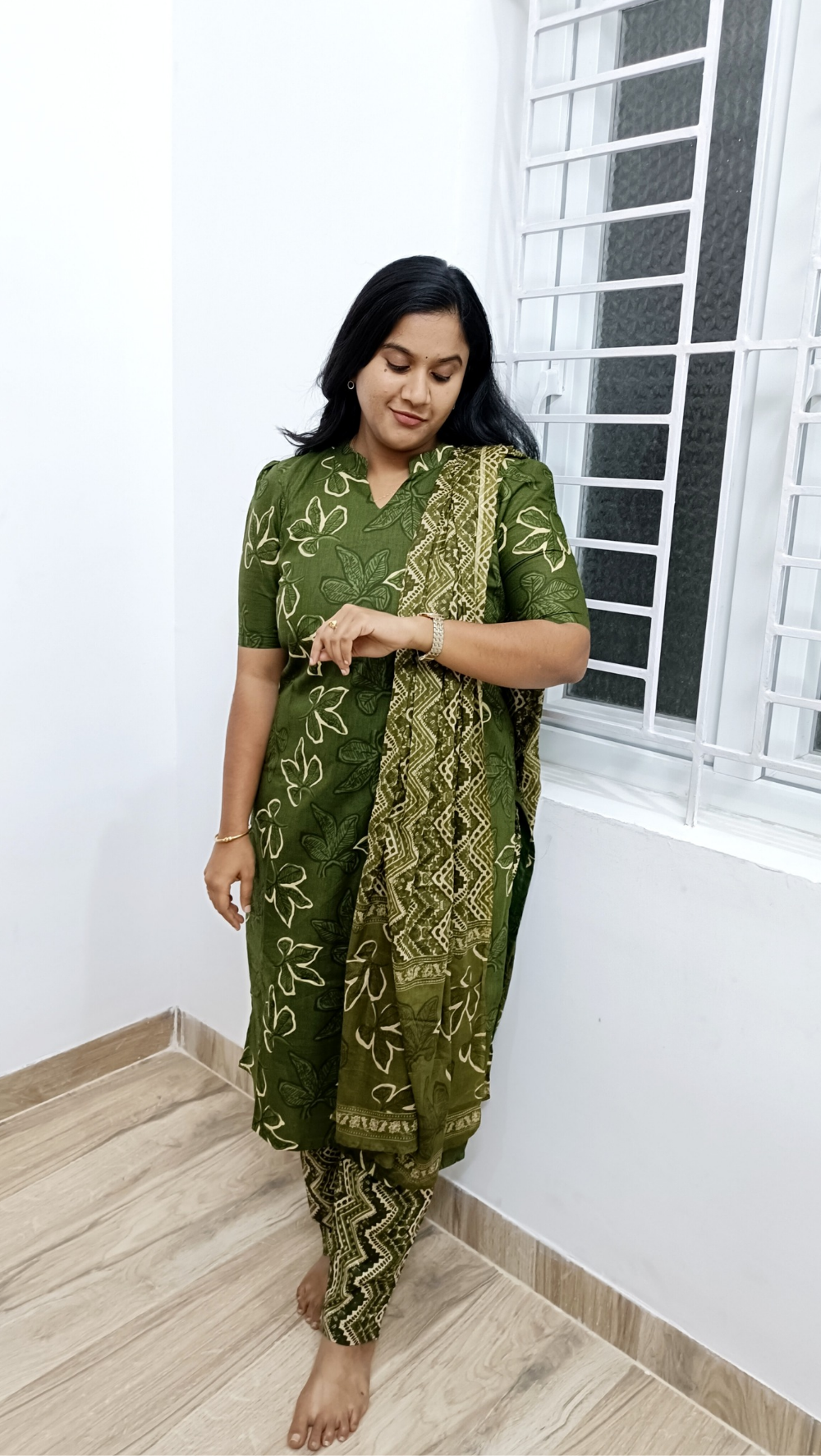 Luxurious Green Soft Cotton Suit Set